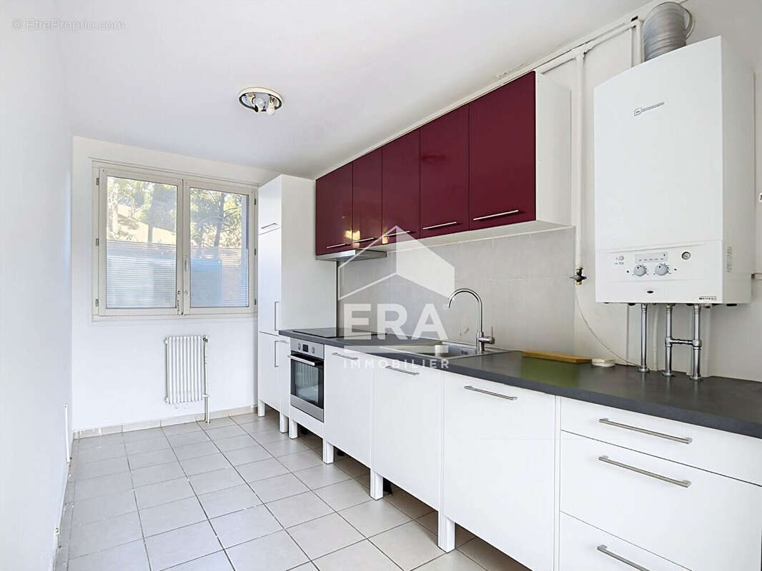 Appartement à MARSEILLE-9E