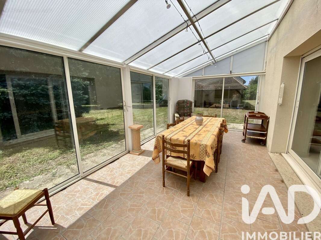 Maison 210 m² à Amilly  - photo 9