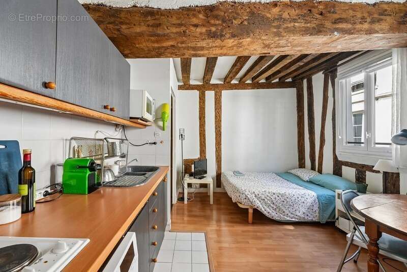 Appartement à PARIS-2E