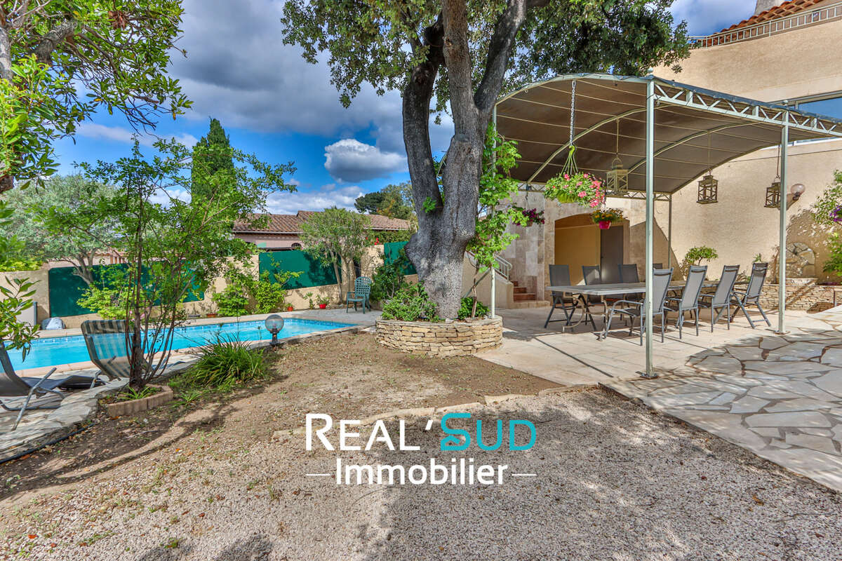 Maison à MARSEILLE-9E