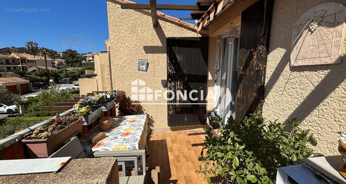 Appartement à HYERES