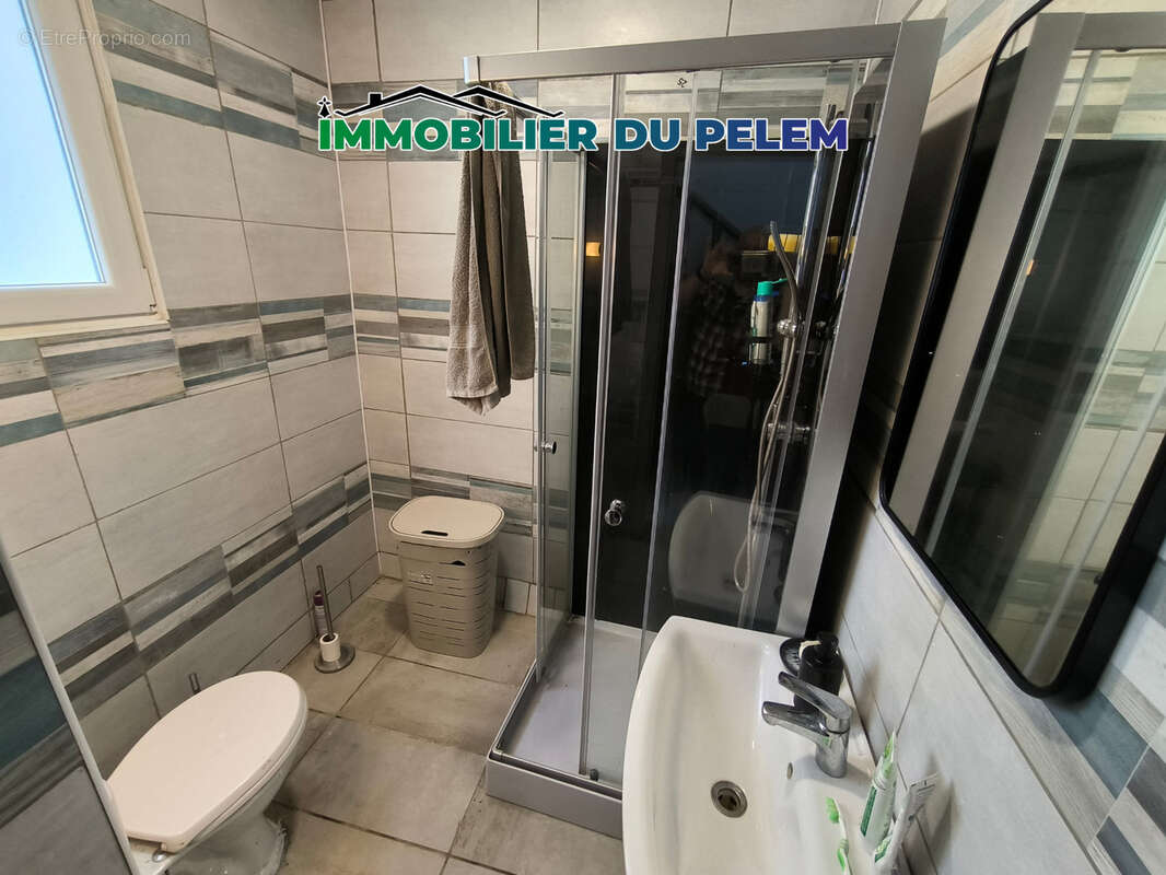 Maison à MAEL-CARHAIX