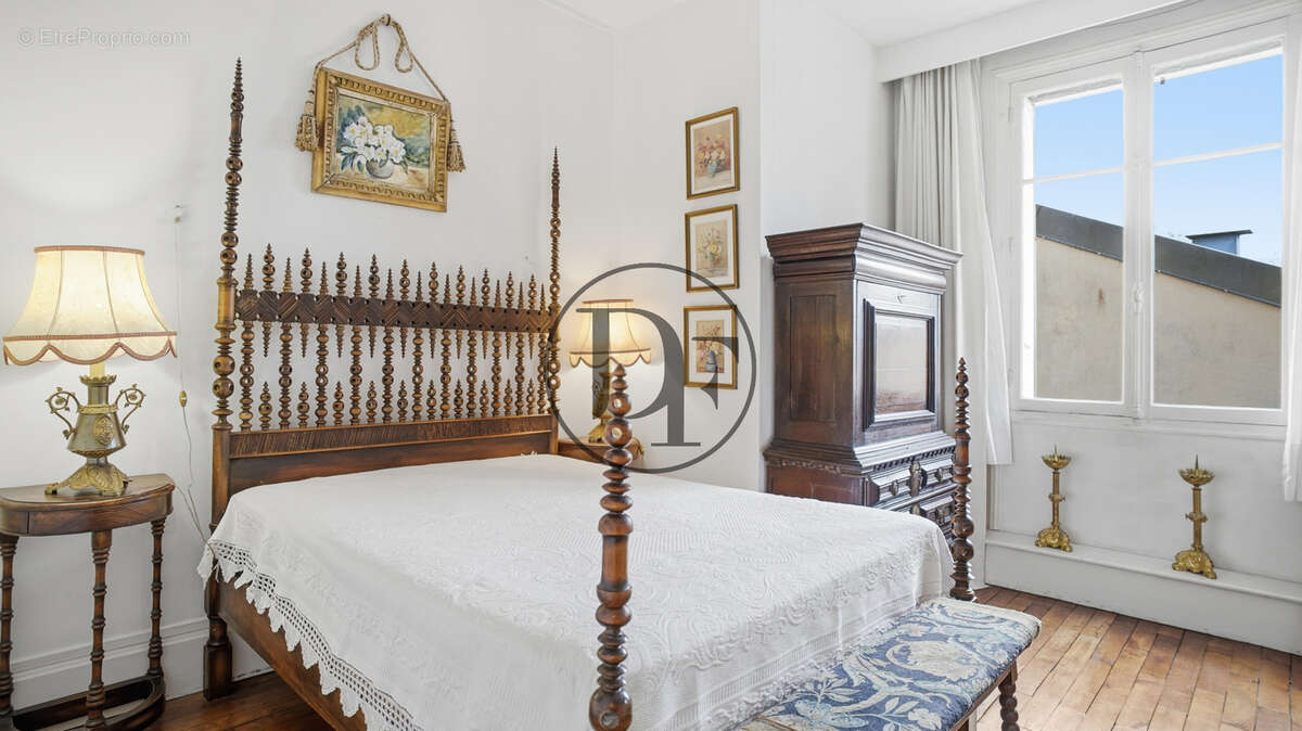 Appartement à FONTAINEBLEAU