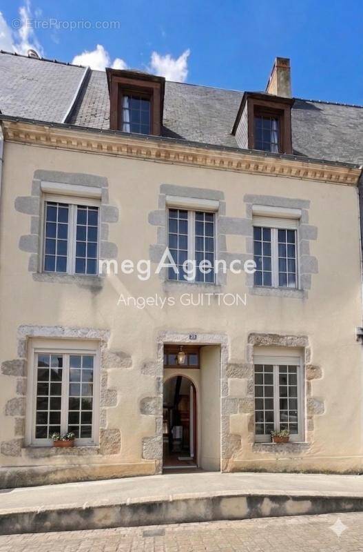 Maison à BEAUMONT-SUR-SARTHE
