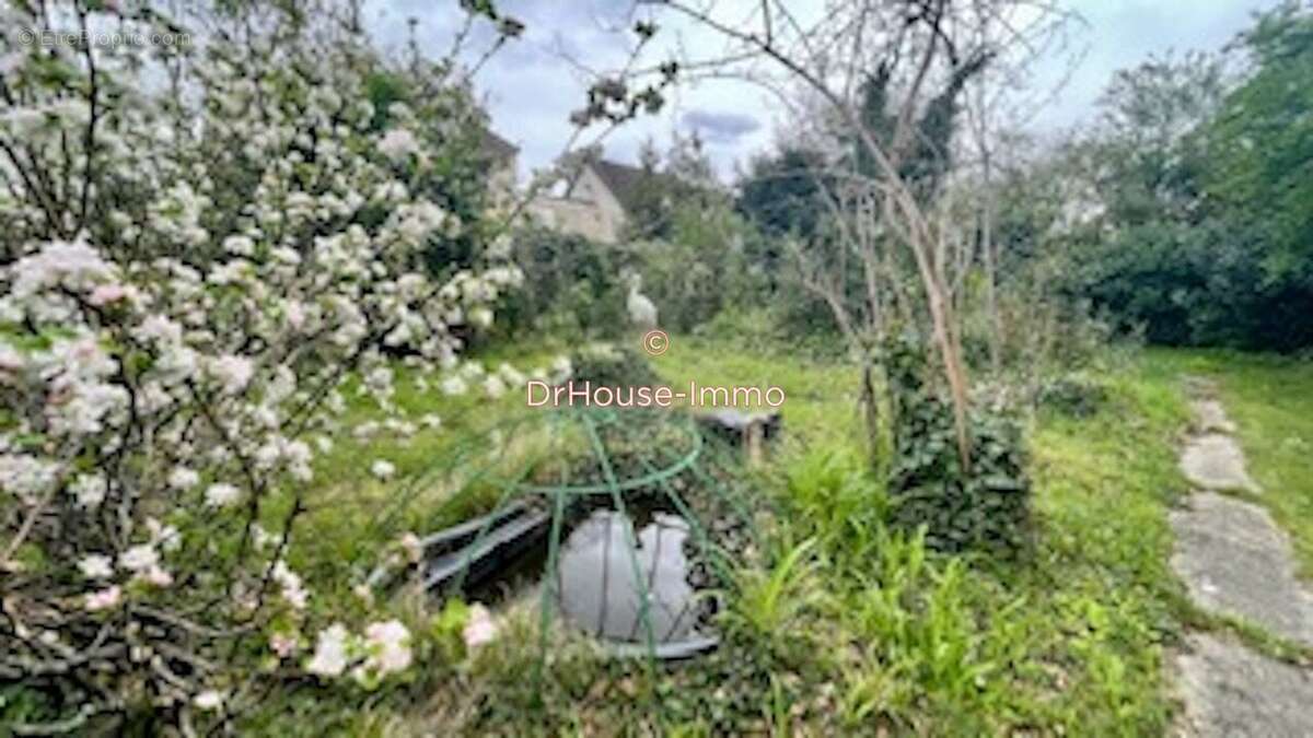 Maison à LES PAVILLONS-SOUS-BOIS