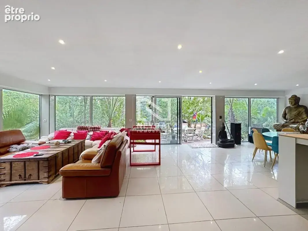 Photo Maison à Frejus au prix de 419 000€