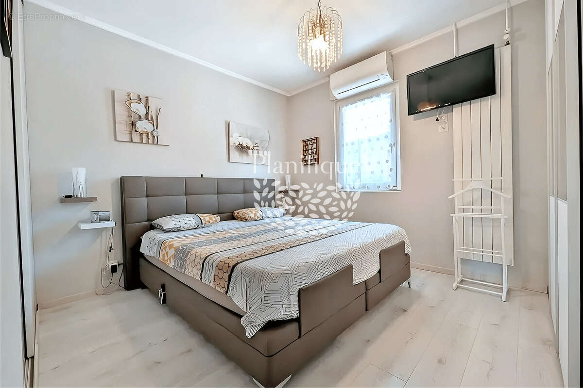 Maison à VETRAZ-MONTHOUX