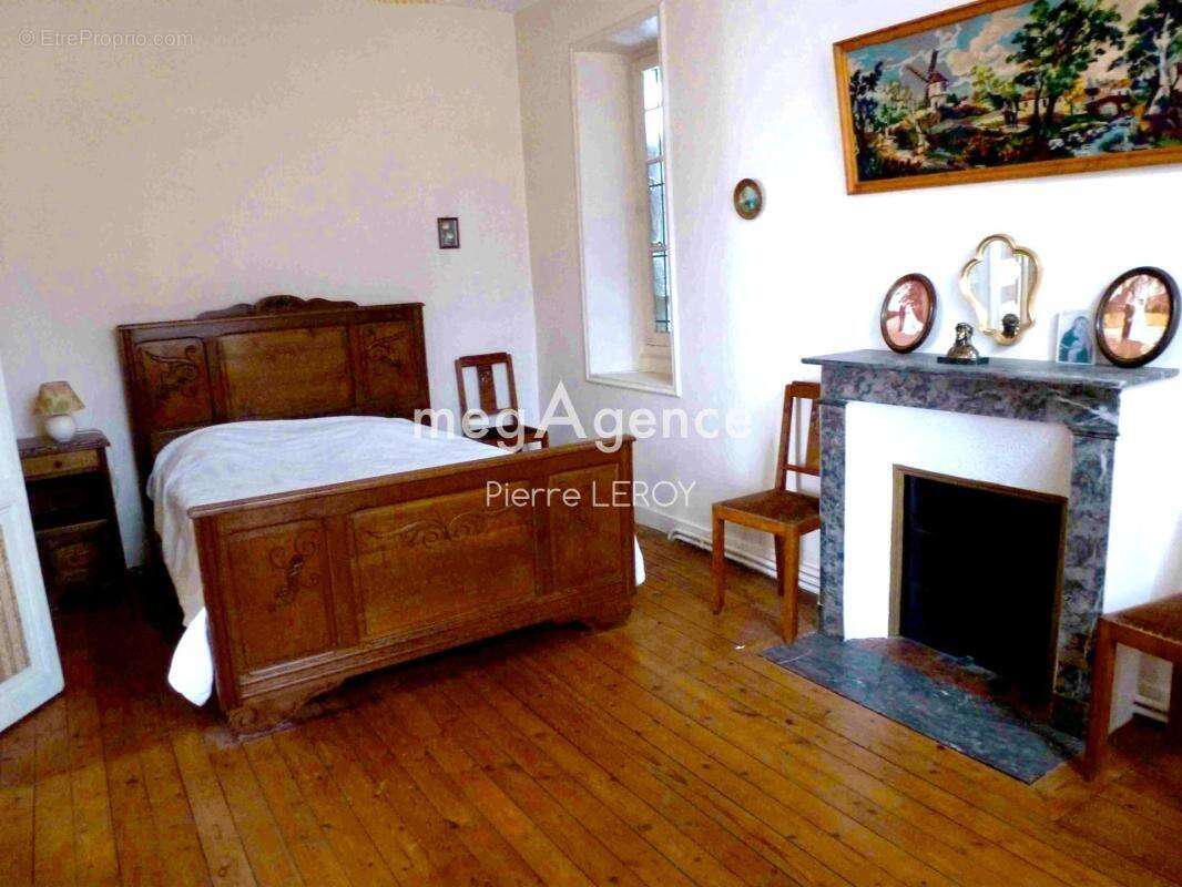 Maison à LES PONTS-DE-CE