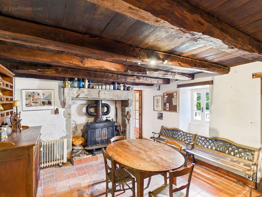 Maison en pierre  avec maison d'amis indépendante dans un hameau paisible - photo 15