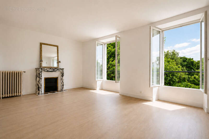 Maison à LE MEE-SUR-SEINE