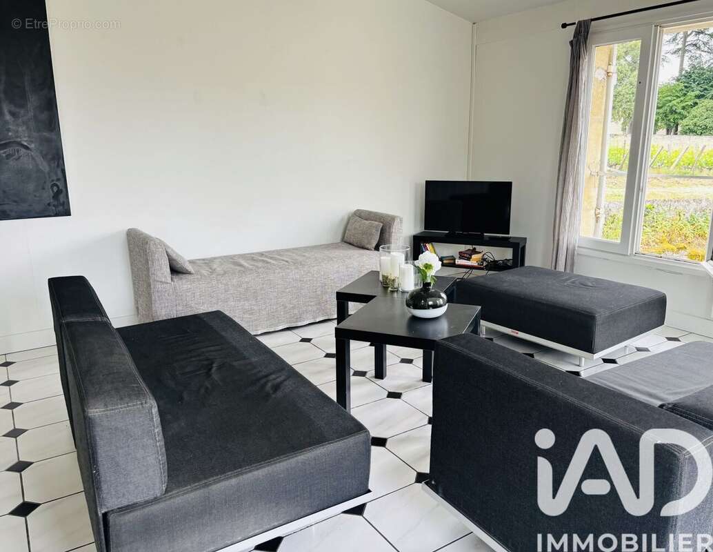 Maison 80 m² à Saint-Emilion  - photo 3