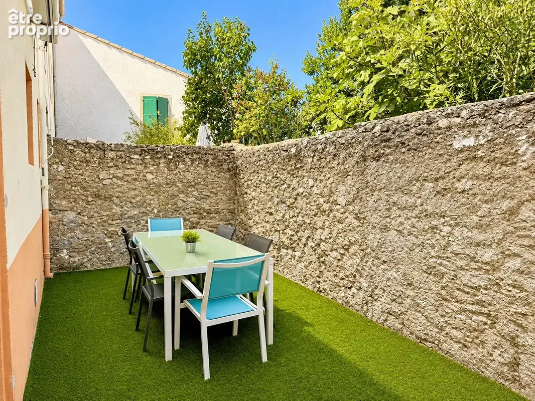 Maison de village 4 pièces avec cour, garage et atelier à Villegailhenc, proche Carcassonne - photo 3