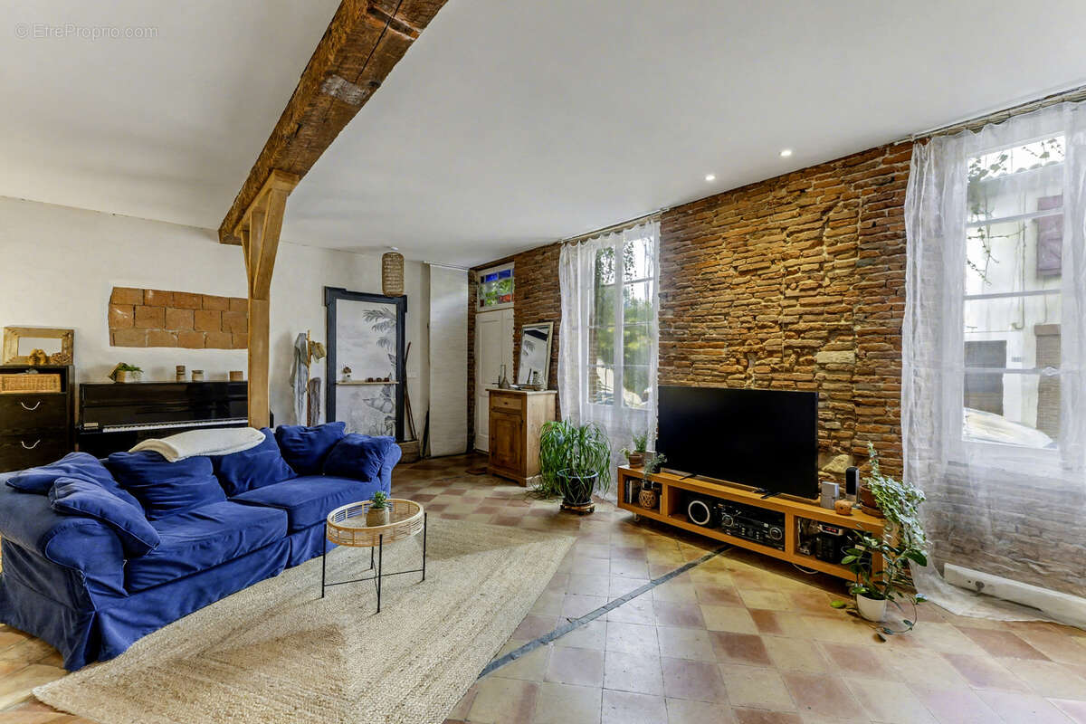 Maison à ESCALQUENS