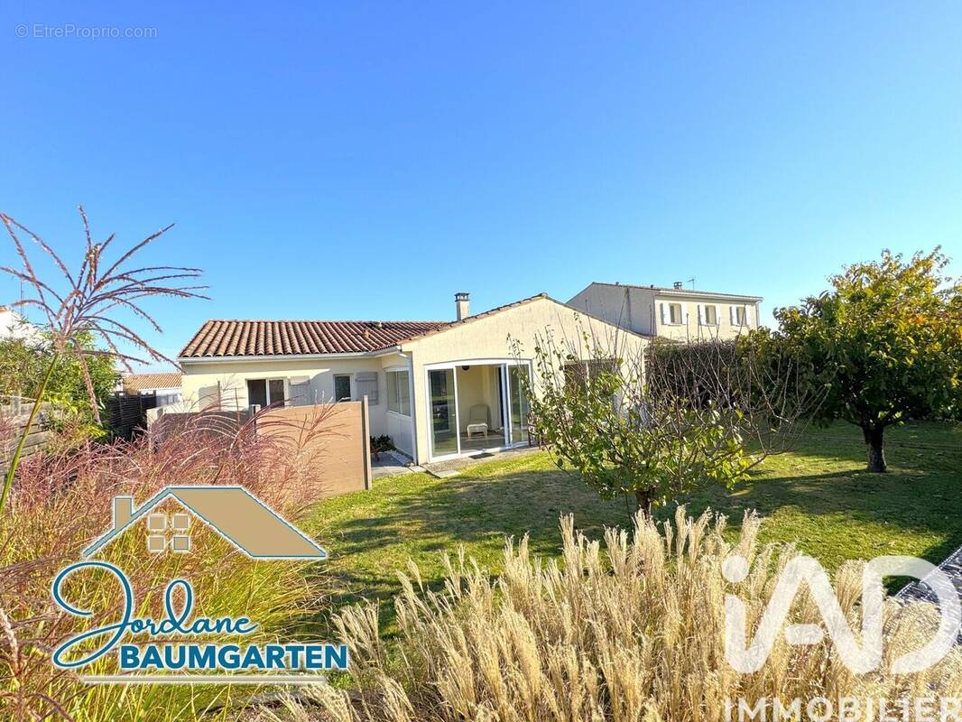 Photo 1 - Maison à SAINTES