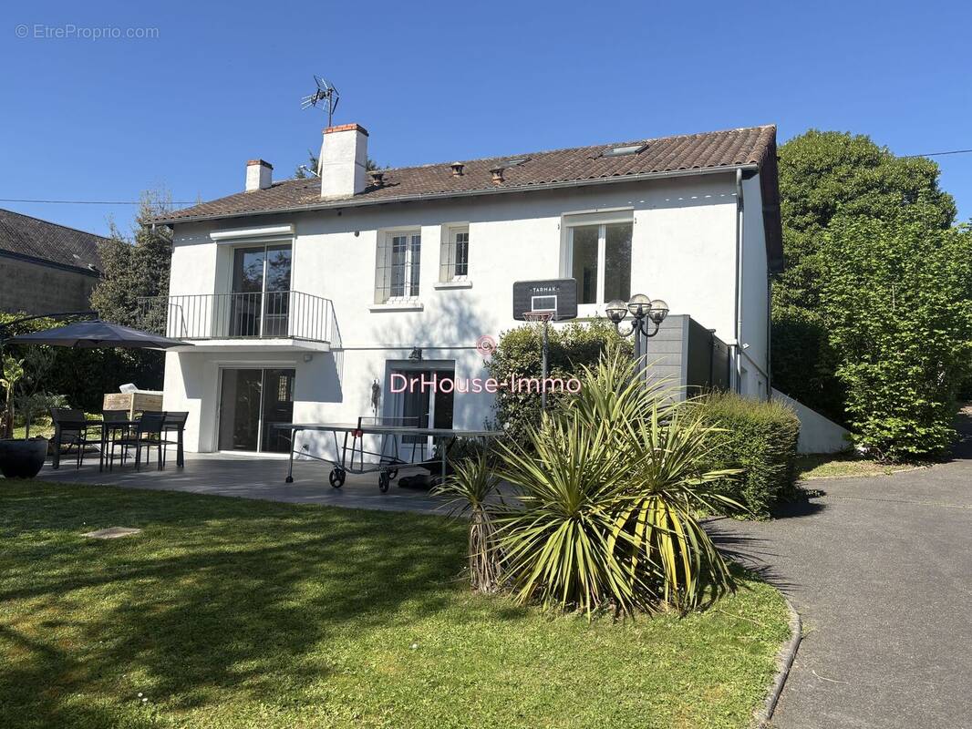 Maison à JAUNAY-CLAN