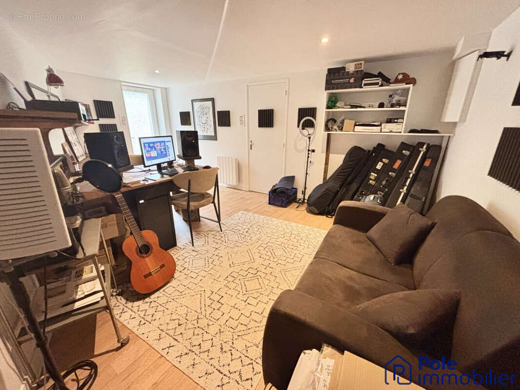 CAEN MAISON 5 PP- CHAMBRE ACCES TERRASSE  - Maison à CAEN