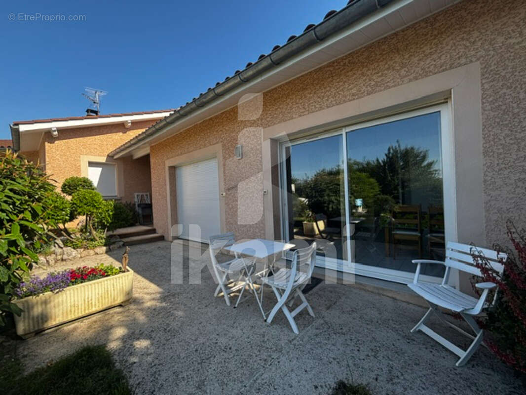 Maison à HAUTERIVES