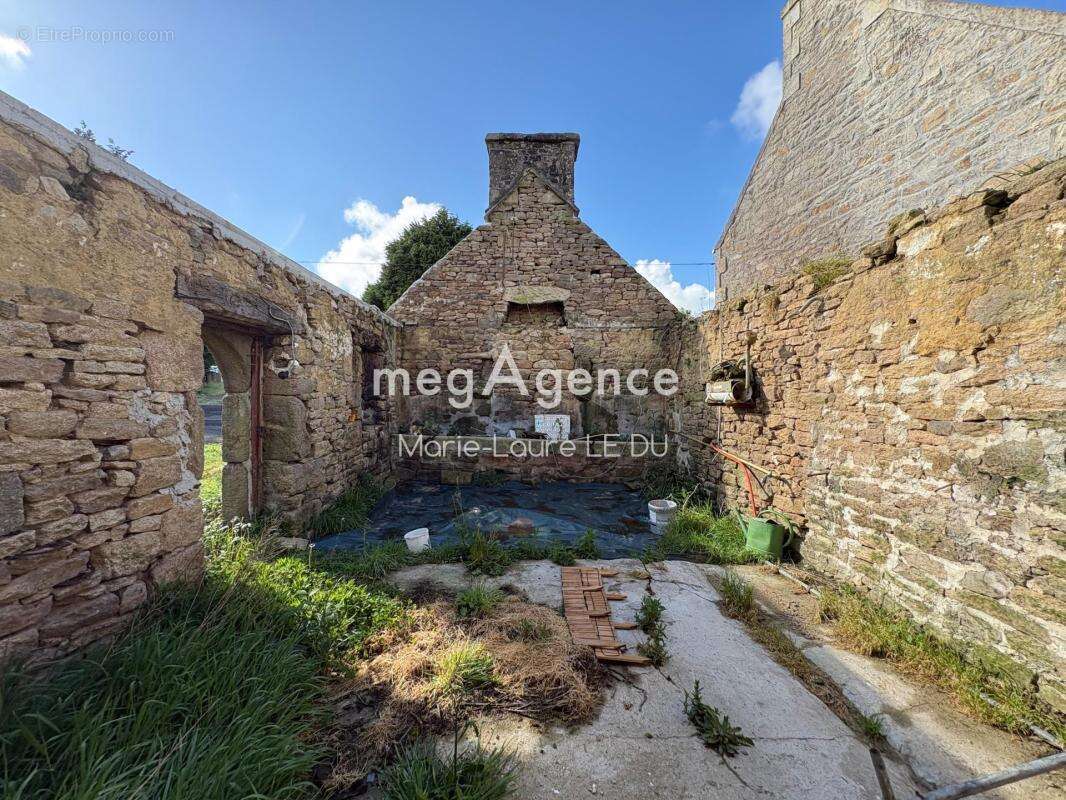 Maison de campagne avec 2 champs - photo 4