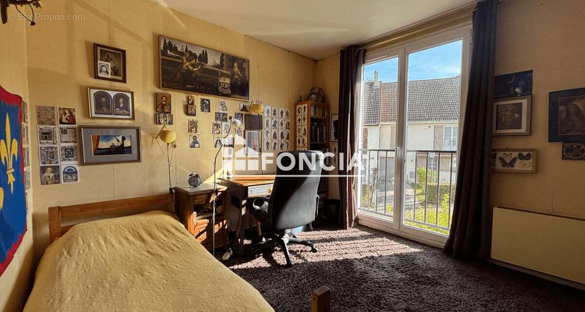 Maison à MANTES-LA-VILLE