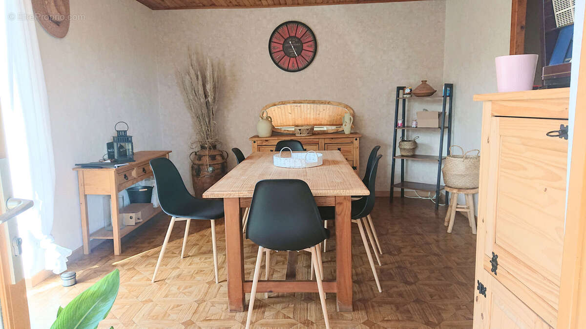 Maison à VILLEFRANCHE-DE-ROUERGUE