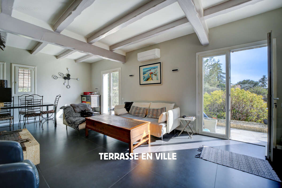 Belle villa renovee 214m2 - quartier fontsainte - t2 independant - piscine - 940 000€ - photo 6