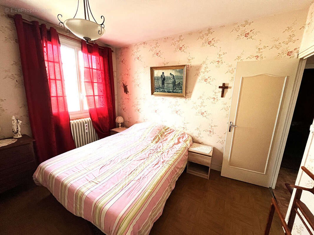 Maison à CHATEAU-RENAULT