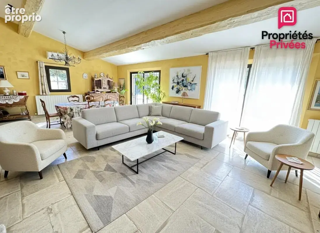 Maison de plain pied à Saint Chamas avec piscine - photo 4