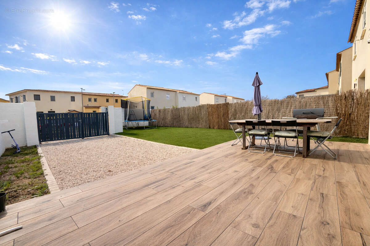 Maison à MEYRARGUES