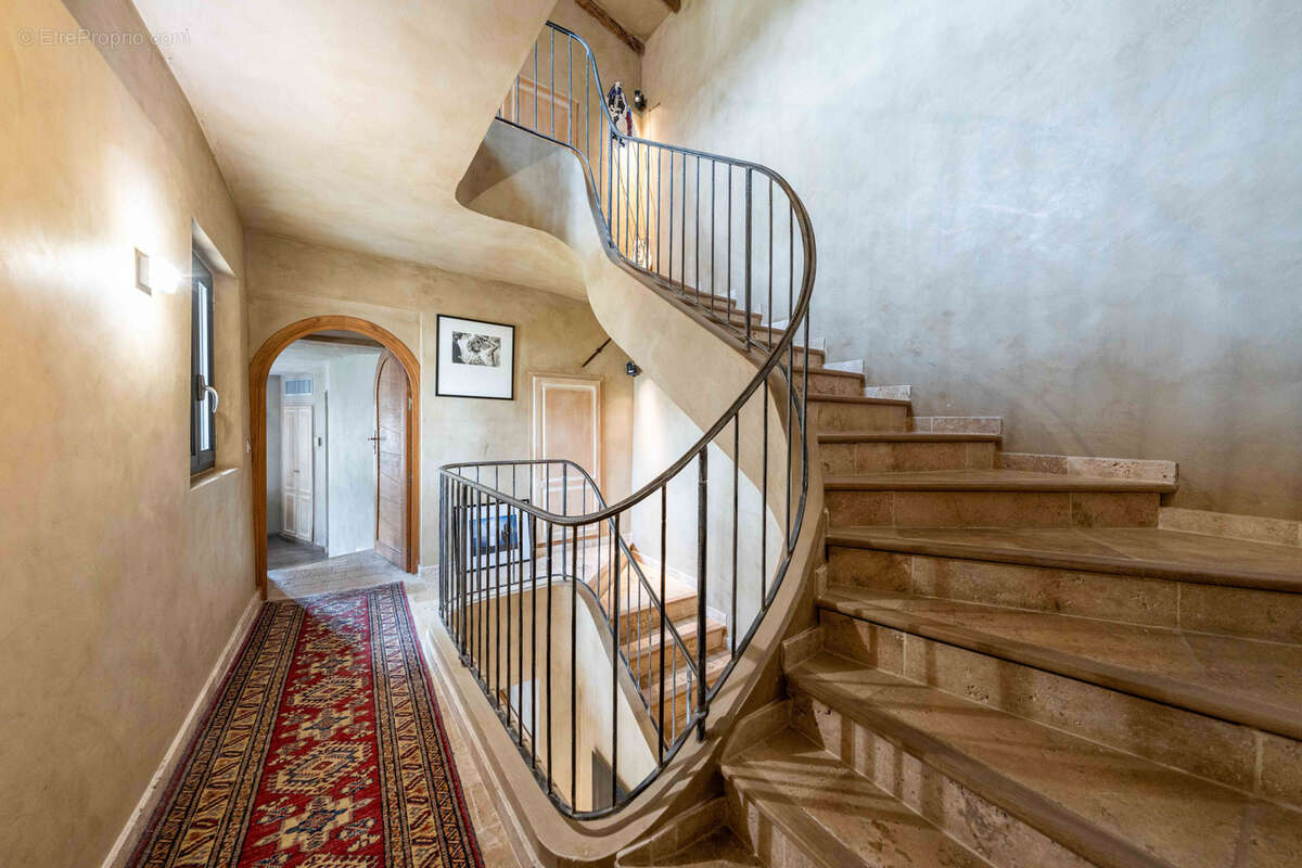 Maison à LA COLLE-SUR-LOUP