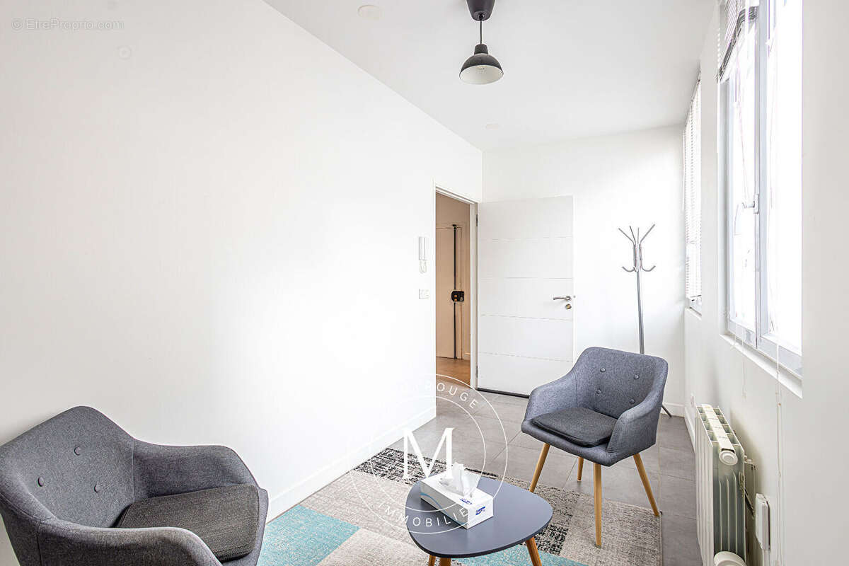 Appartement à PARIS-14E