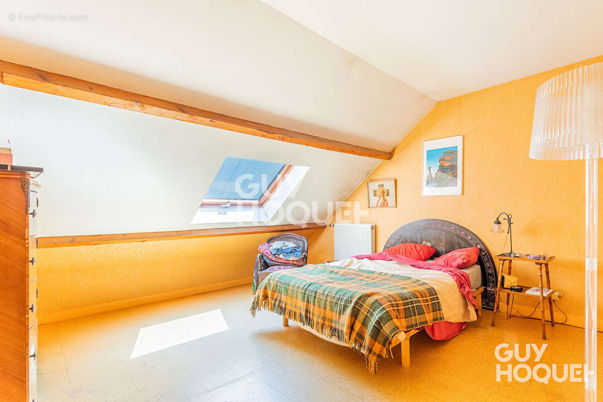 Maison à SAVIGNY-SUR-ORGE