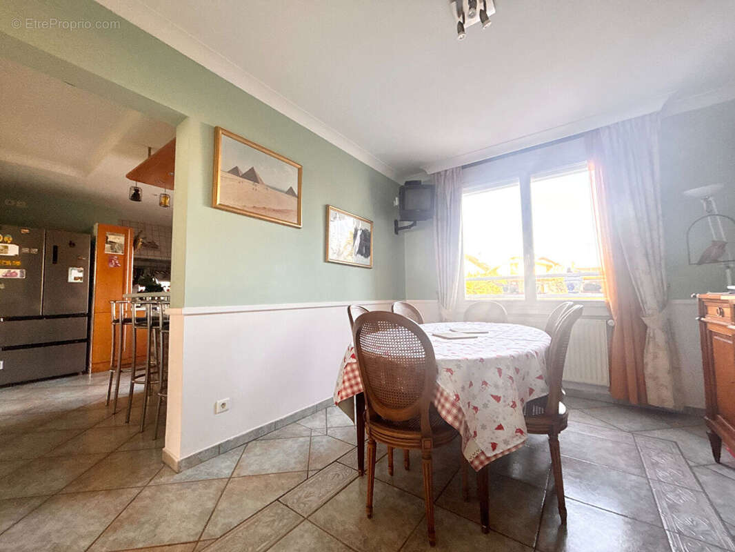 Maison à TREMBLAY-EN-FRANCE