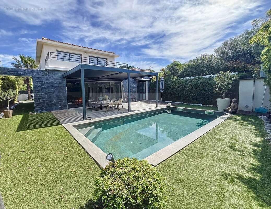 Maison à SANARY-SUR-MER