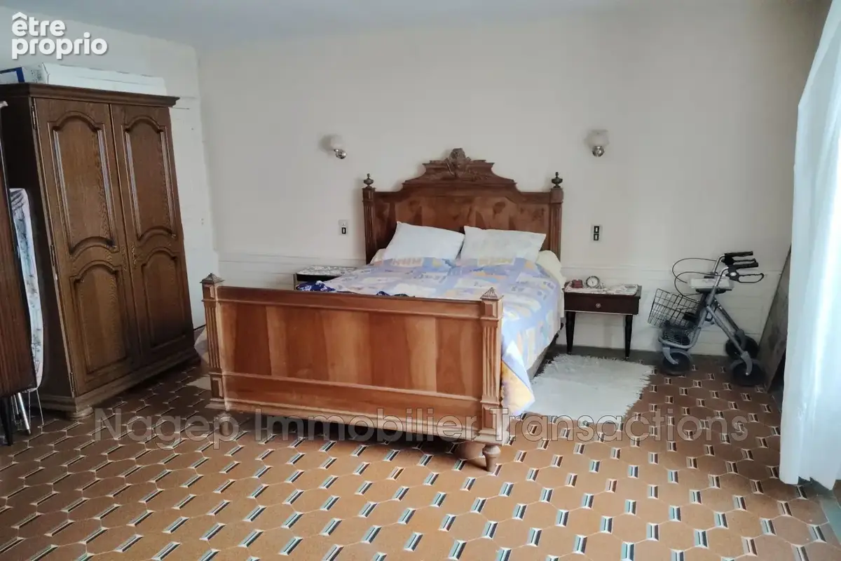 Maison 8 pièces 205 m² à vendre à Le Mayet-De-Montagne (03250) - photo 5