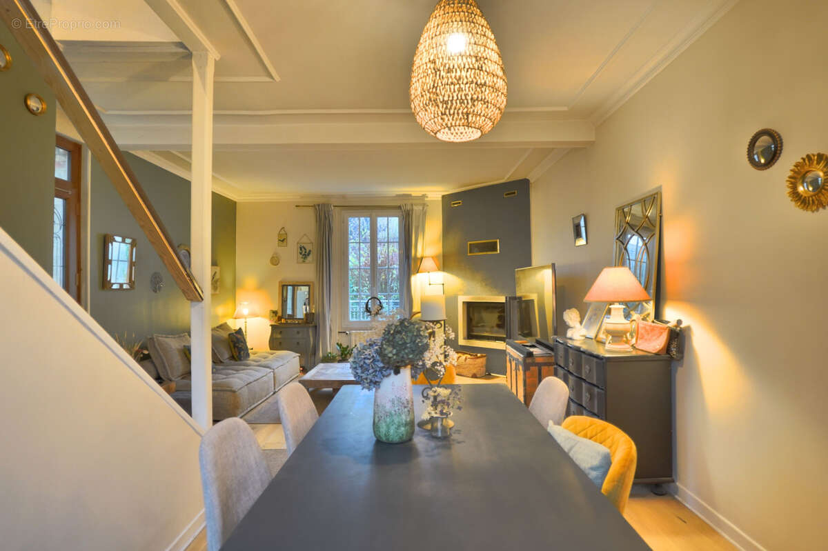 Maison à BOURRON-MARLOTTE