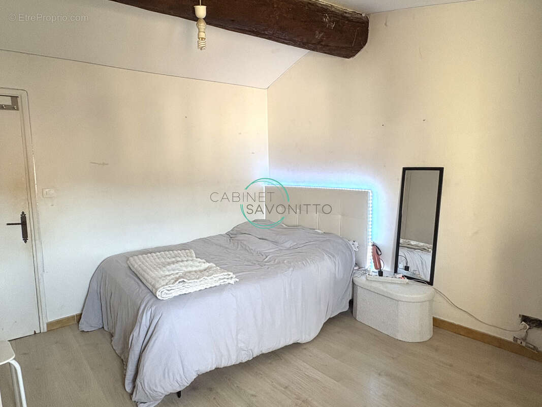 Appartement à MARSEILLE-11E