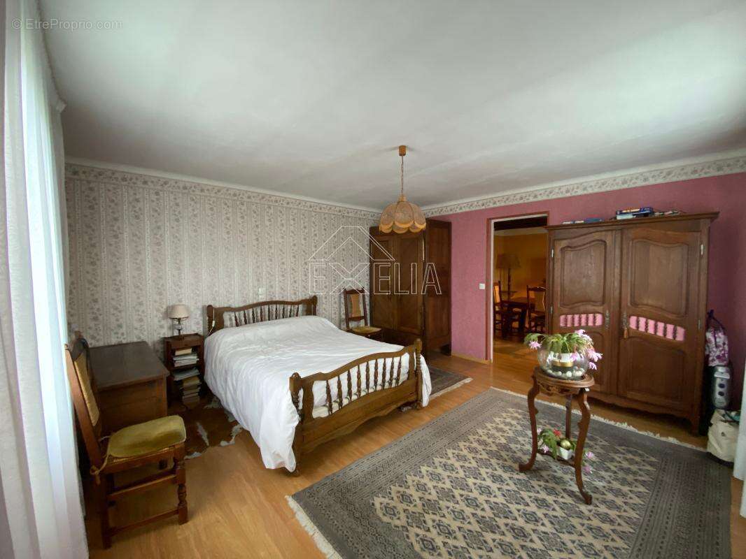 Maison à ROSNY-SUR-SEINE