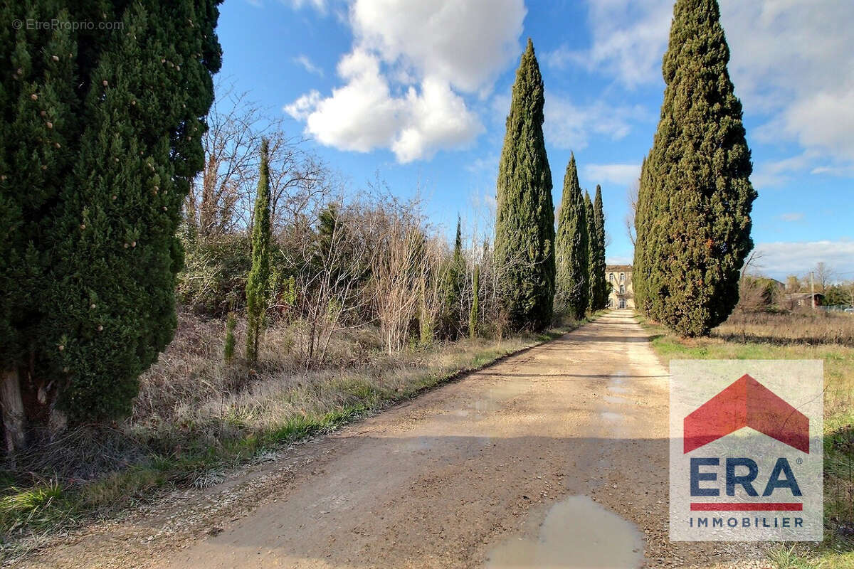 Appartement à COURTHEZON