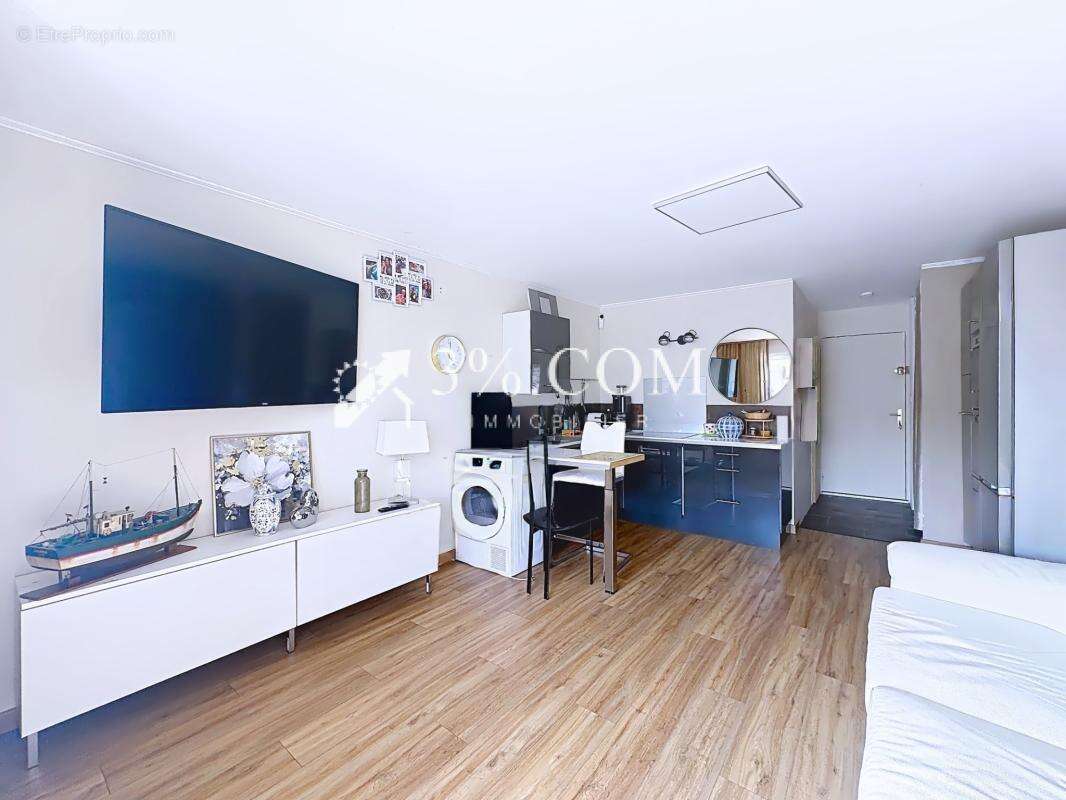 GRUISSAN RIVE DROITE   Appartement entièrement rénové, 29.2 - photo 13