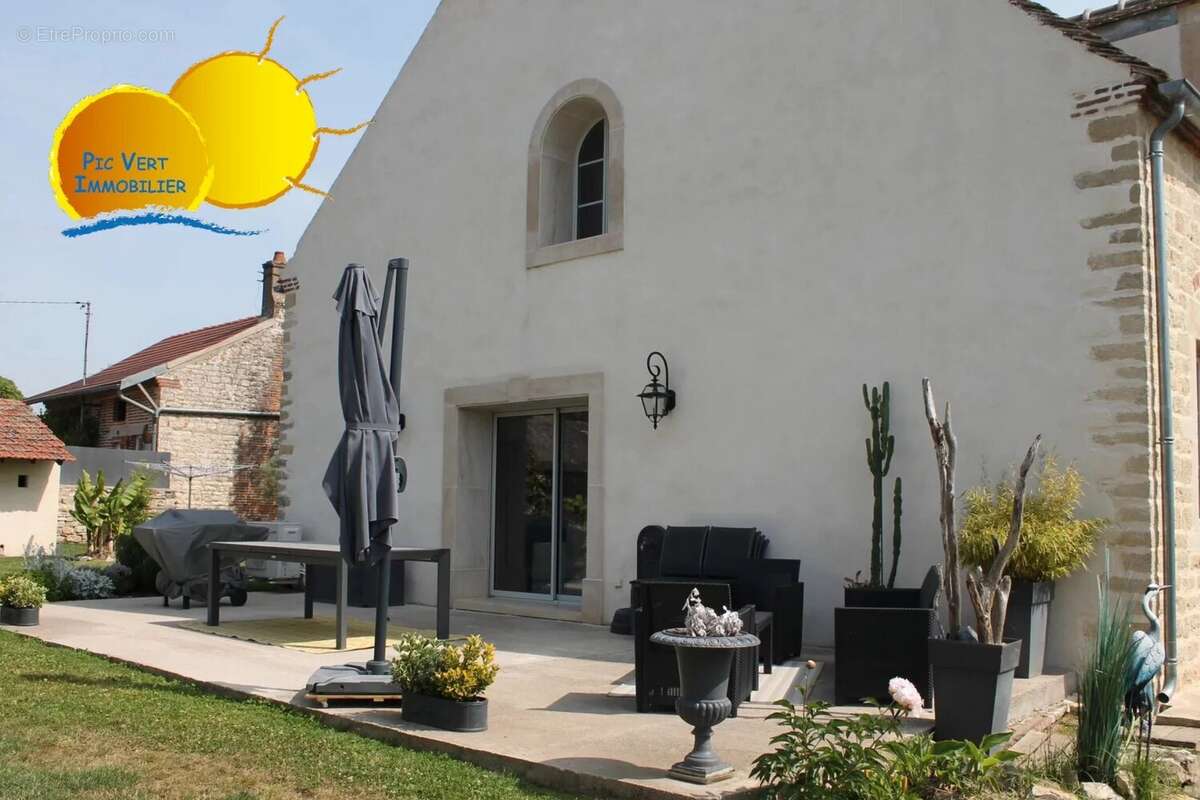 Maison à SEURRE