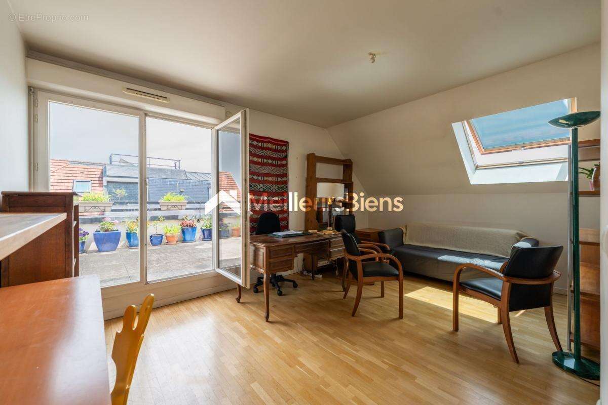 Appartement à SAINT-MAUR-DES-FOSSES