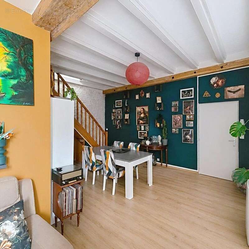Appartement 84 m² à Lucon  - photo 2