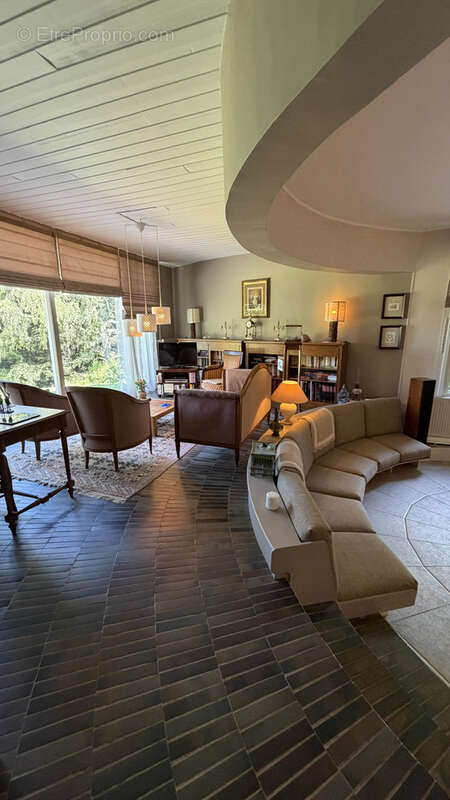 Belle maison d'archi année 70 à marlhes (42) de 214 m2 hab. sur terrain de 6 325 m2 - photo 13