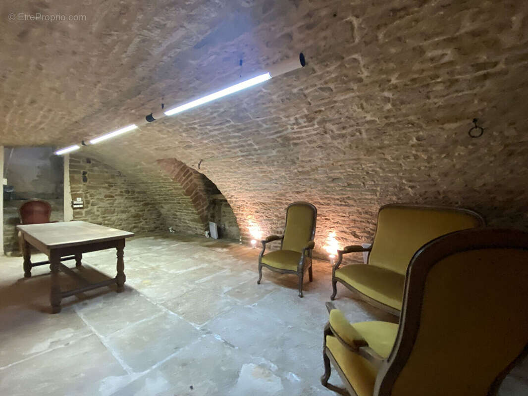 Photo 9 - Commerce à BEAUNE