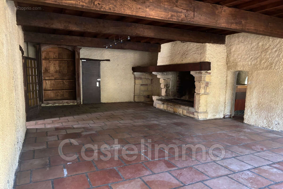 Maison à CASTELSARRASIN