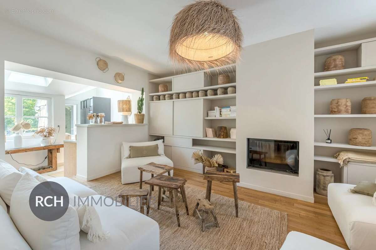 Maison à MONTFORT-L'AMAURY