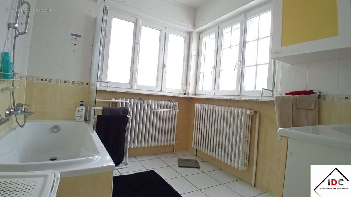 Maison à SARRE-UNION