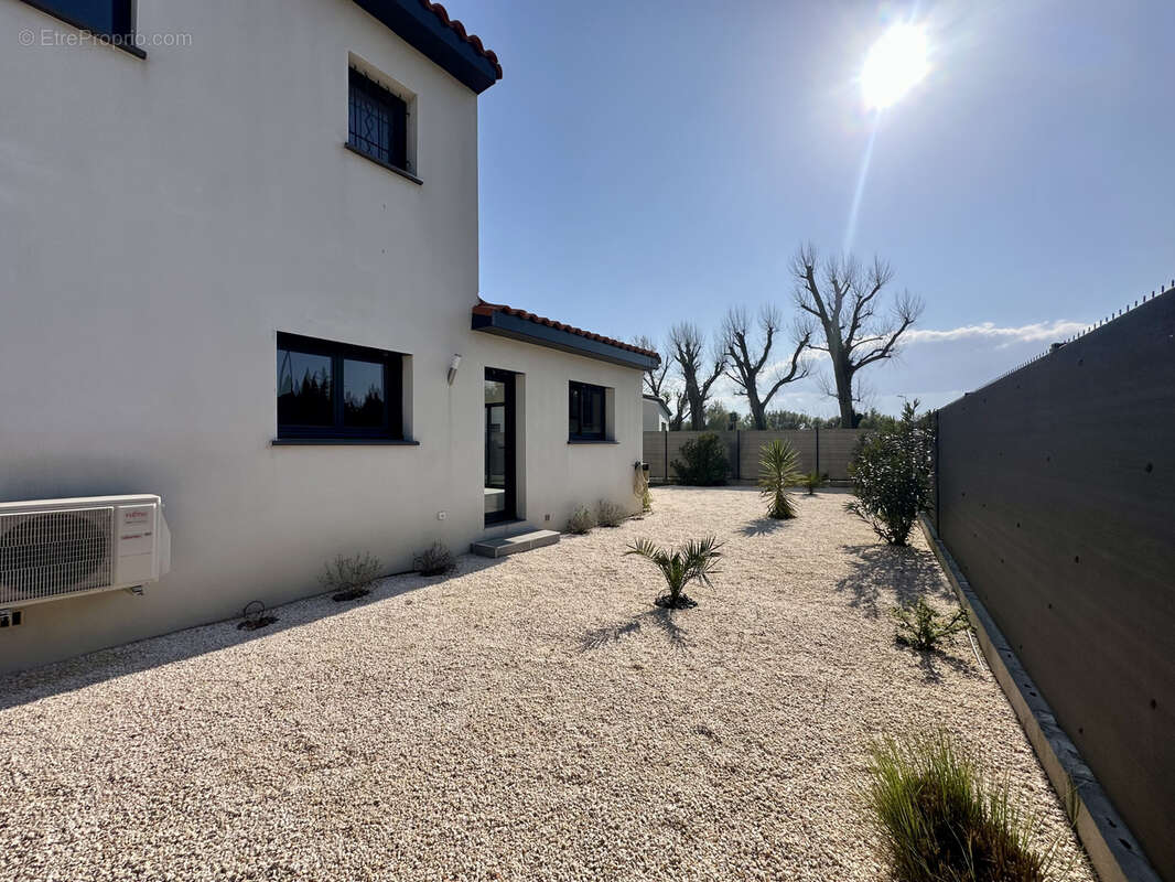 Maison à SAINT-CYPRIEN