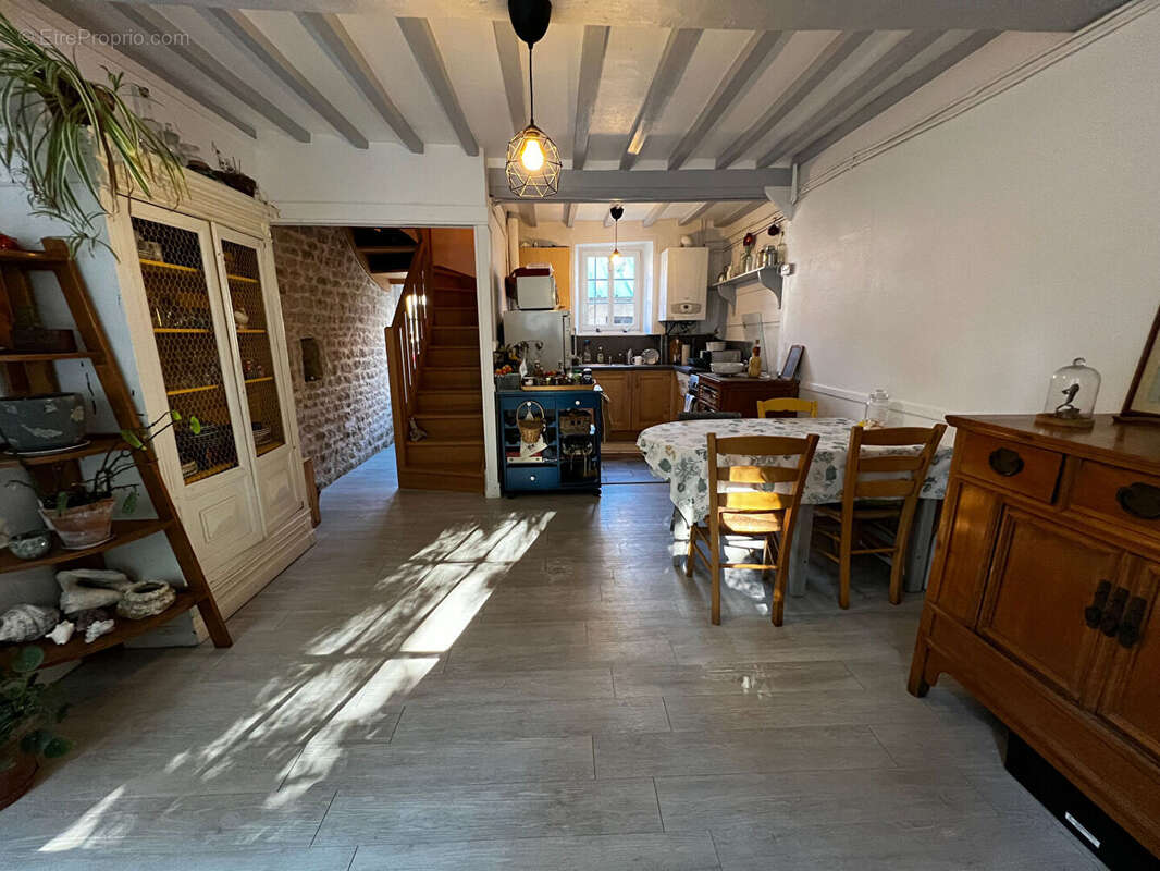 Maison à LION-SUR-MER