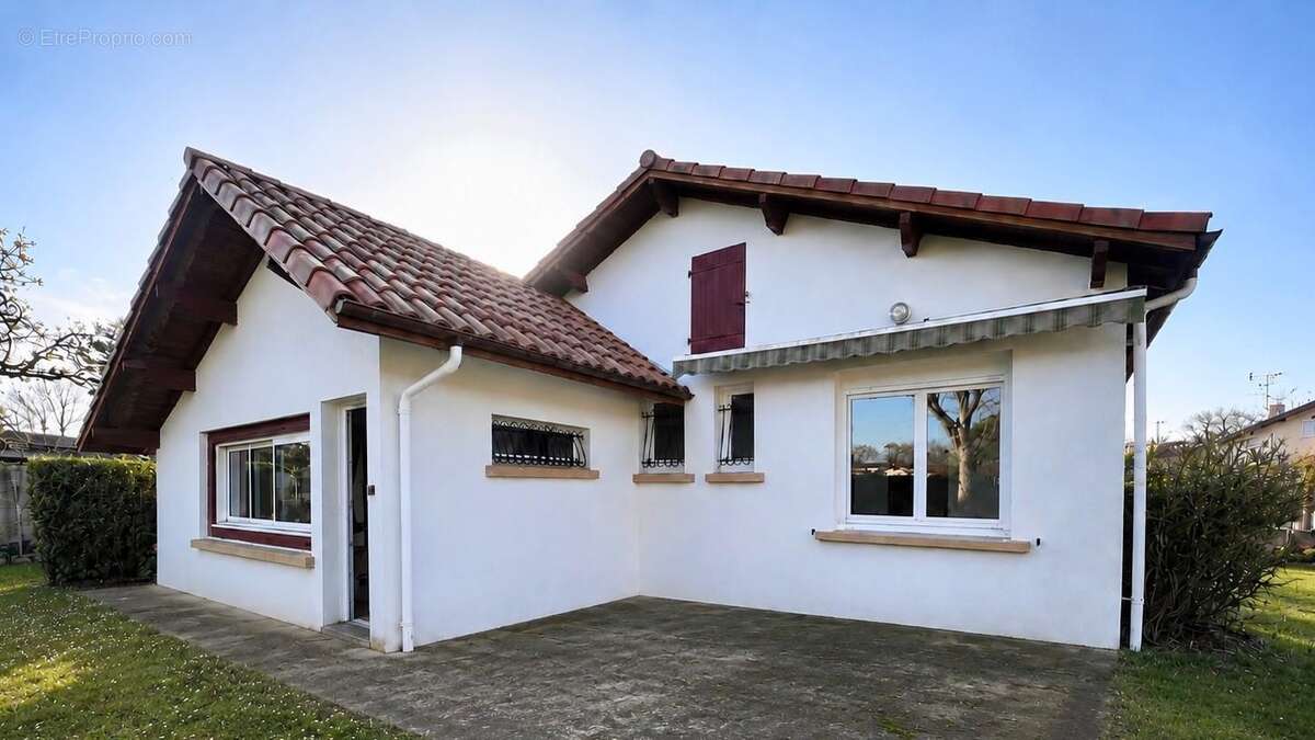 Maison à LABOUHEYRE